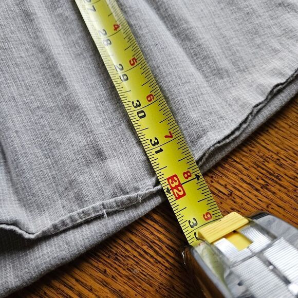 IZOD Men’s XLT Tall Button Down Shirt | 100% Cotton Gray Cream Plaid Long Sleeve - Picture 6 of 10